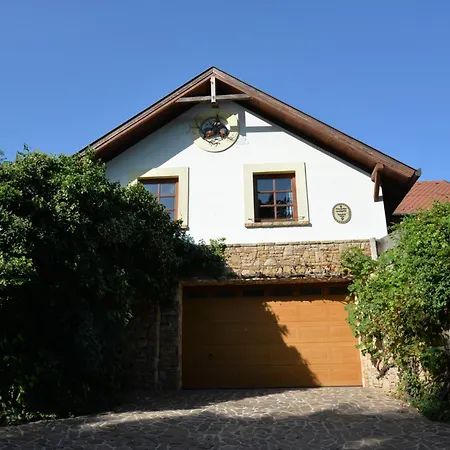 Villa Pavakakas Vendeghaz *